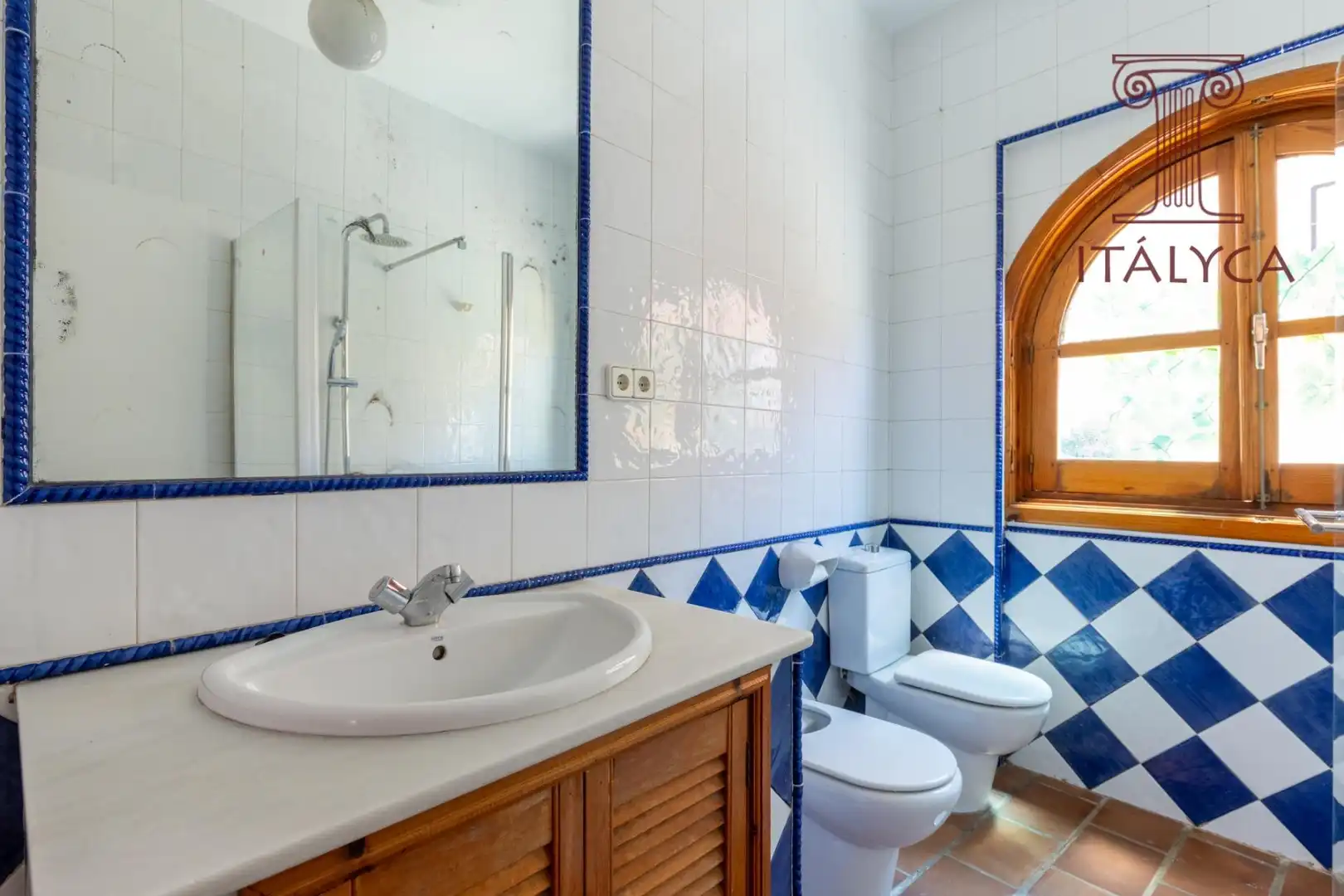 Baño de Ático en venta en Sevilla con Aire acondicionado, Calefacción y Terraza
