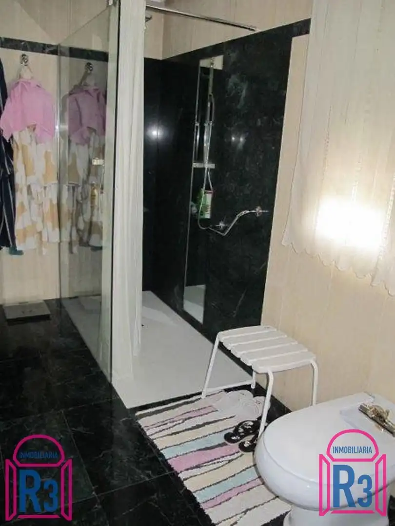 Baño de Casa o chalet en venta en León Capital  con Calefacción
