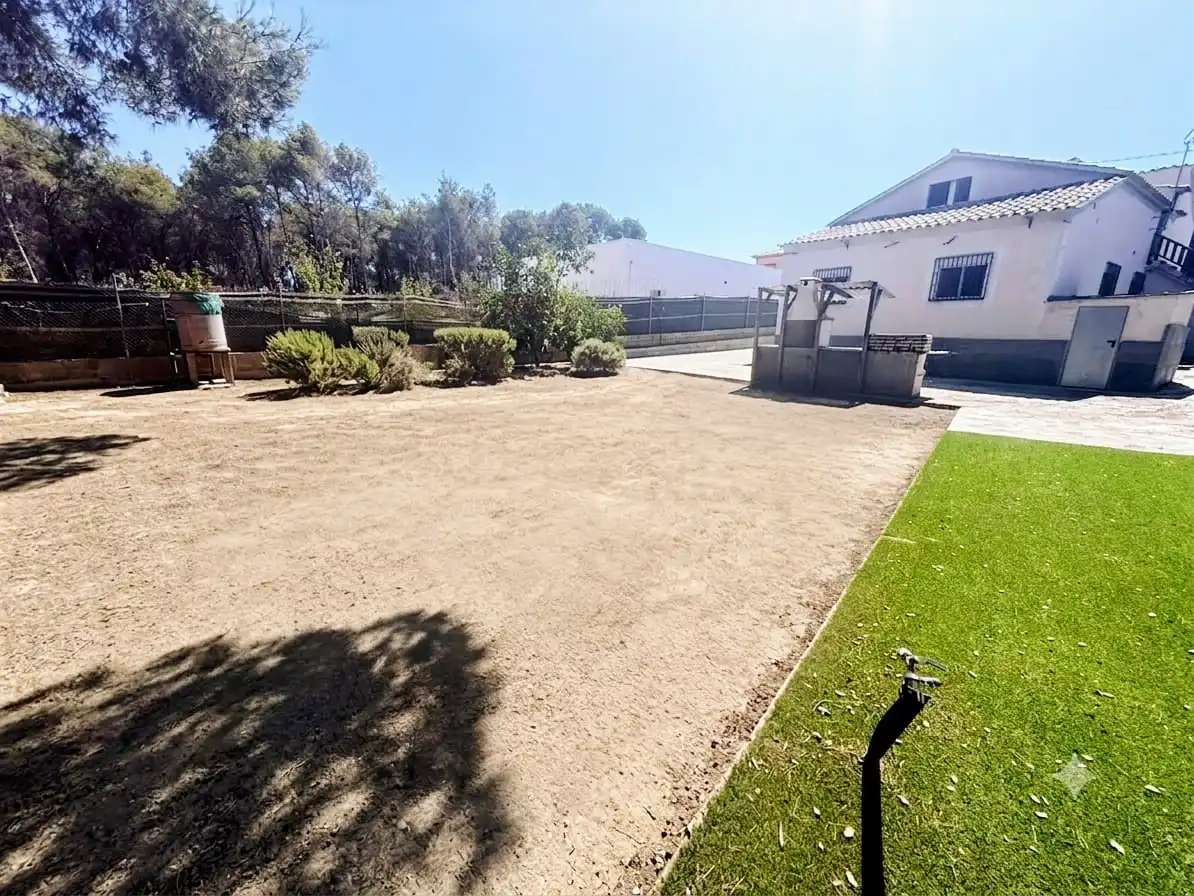 Haus oder Chalet zur Miete in Calafell mit Privatgarten, Abstellraum und Schwimmbad