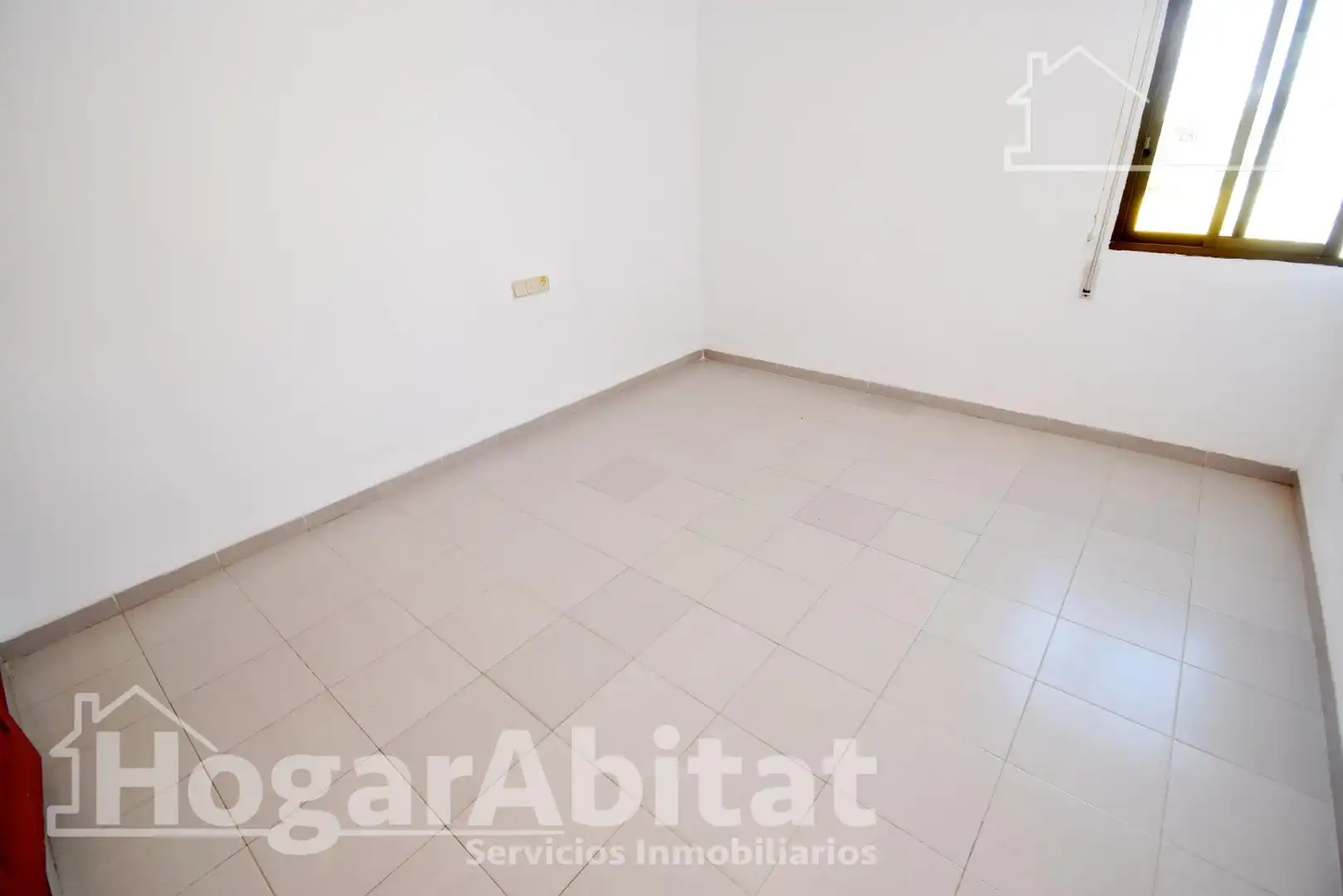 Dormitori de Casa o xalet en venda en Almazora / Almassora amb Jardí privat, Terrassa i Traster