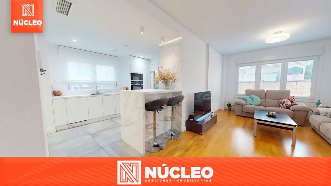 Kitchen of Single-family semi-detached for sale in Elda  with Air Conditioner, Terrace and Balcony