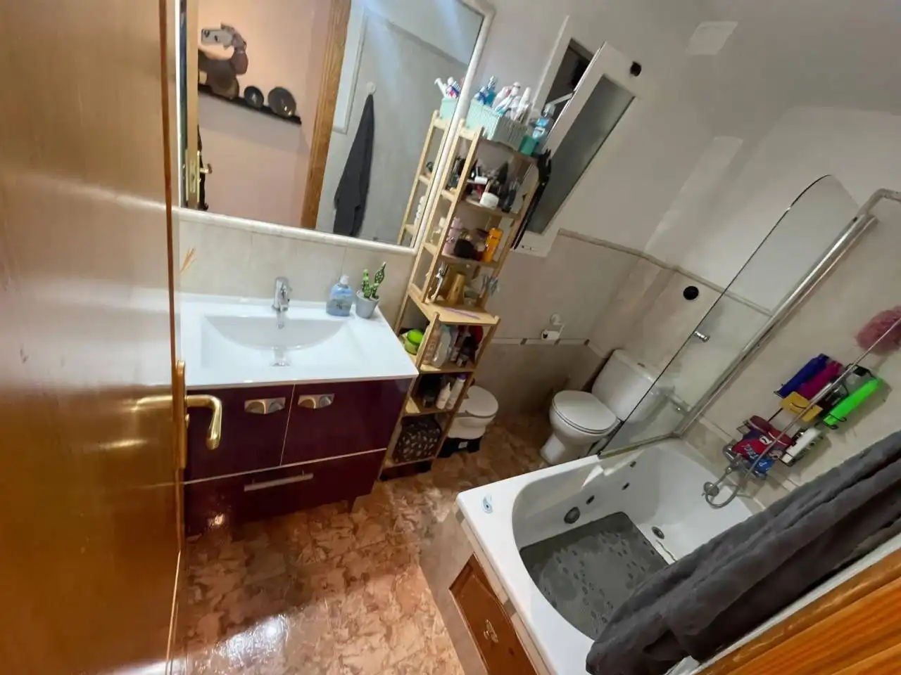 Badezimmer von Wohnung zum Verkauf in  Palma de Mallorca mit Klimaanlage und Balkon