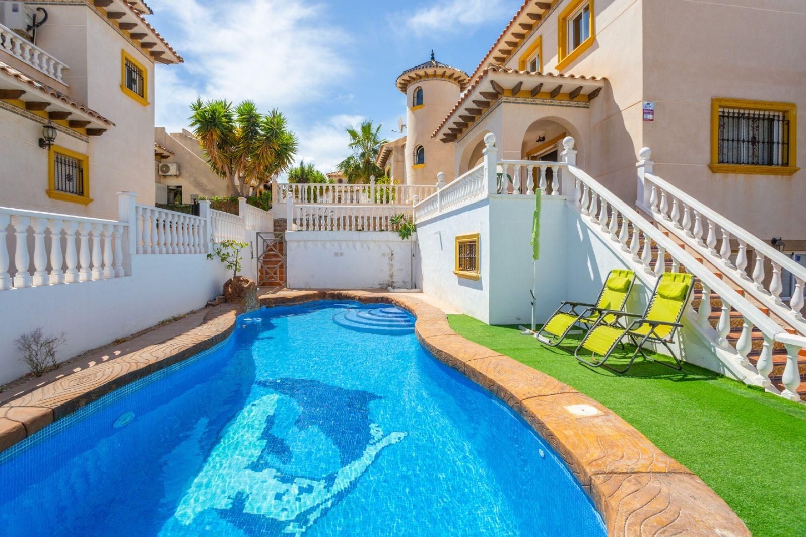 Exterior view of House or chalet for sale in Orihuela  with Air Conditioner, Heating and Private garden