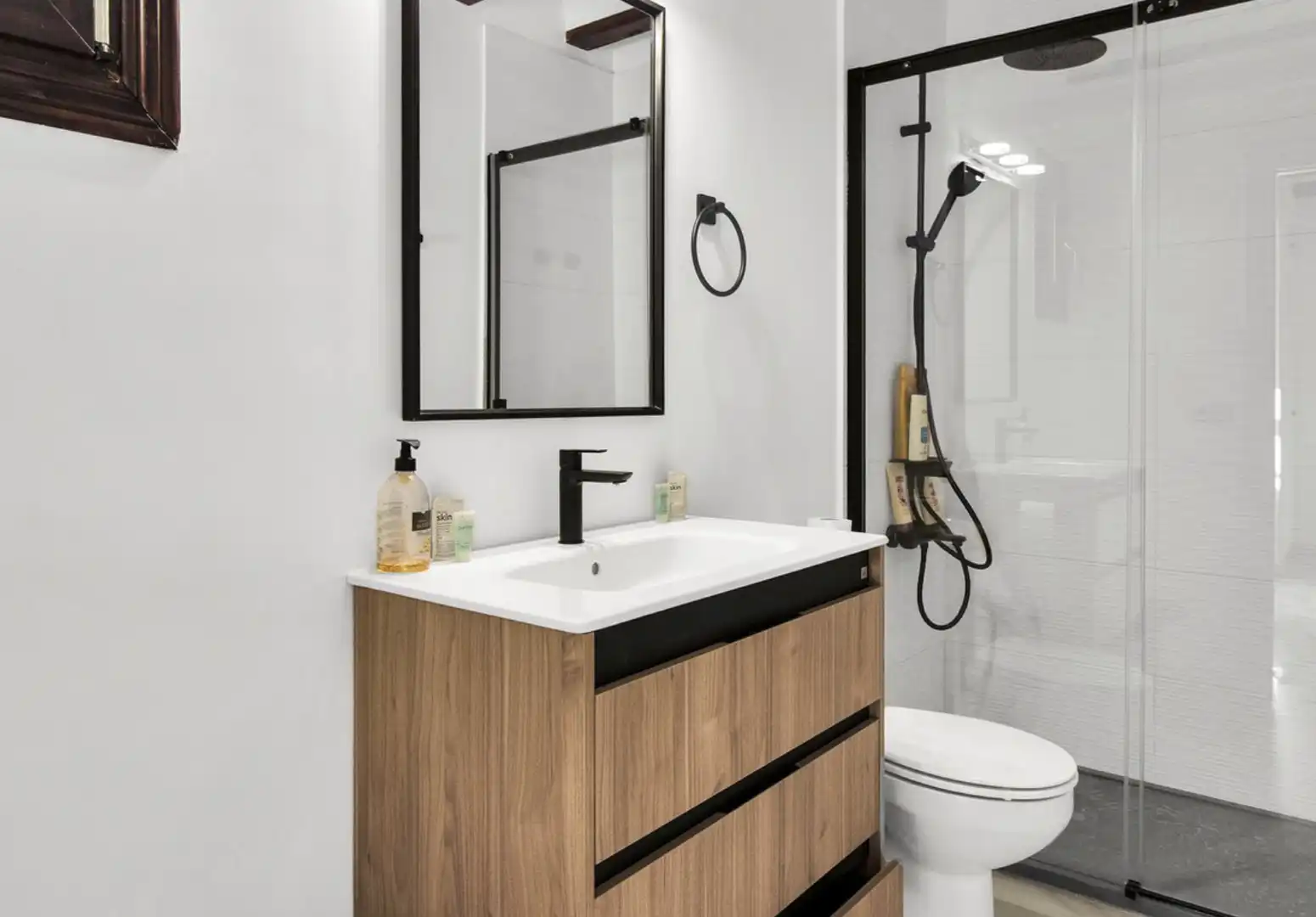 Baño de Casa adosada en venta en Marbella con Aire acondicionado, Jardín privado y Terraza