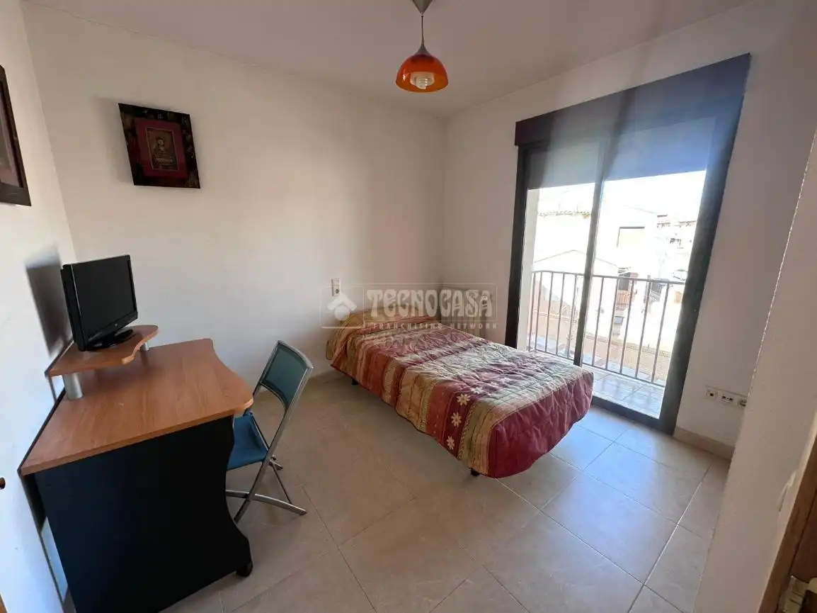 Casa adosada en venta en Villaluenga de la Sagra