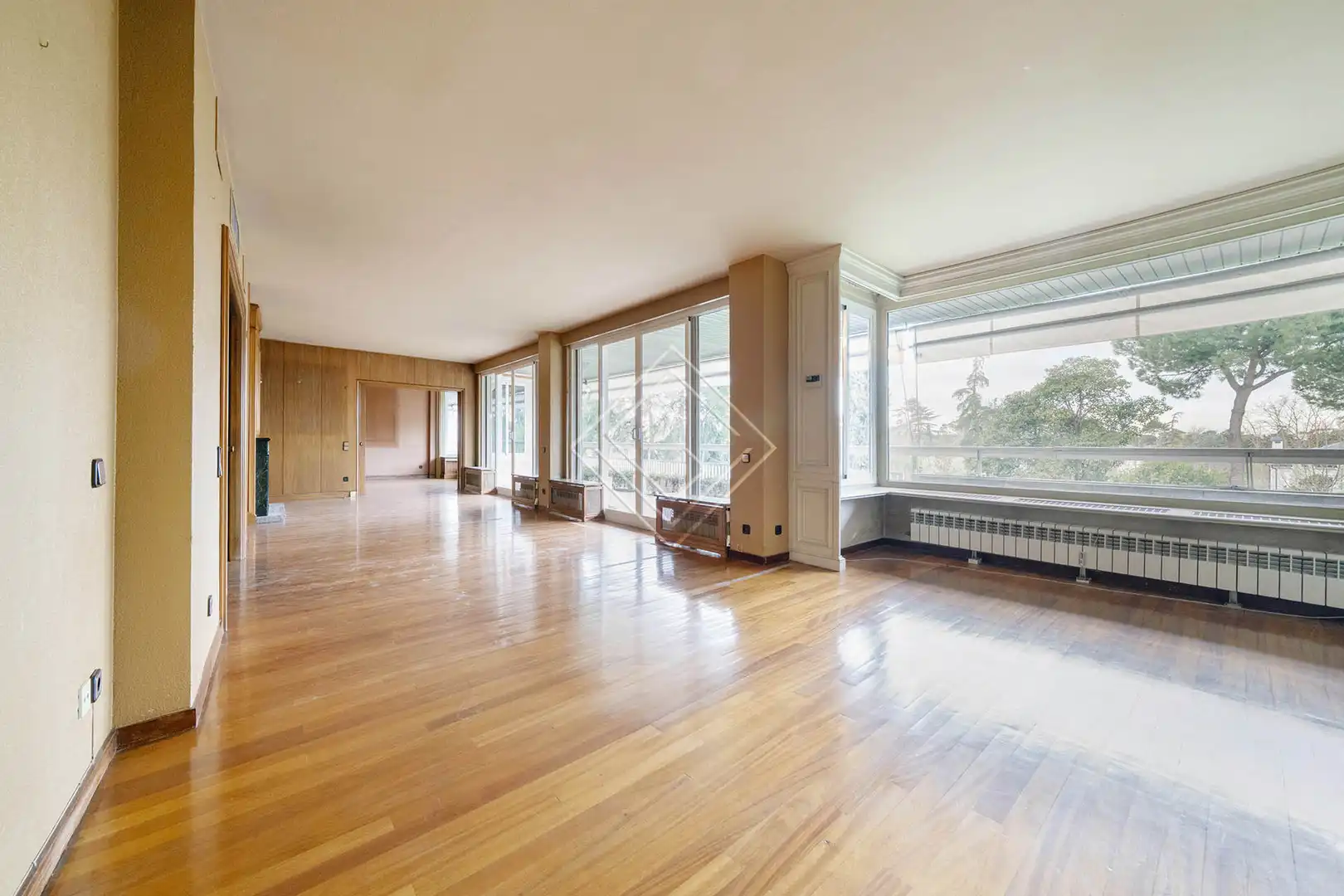 Living room of Flat for sale in Madrid  with Air Conditioner, Heating and Terrace
