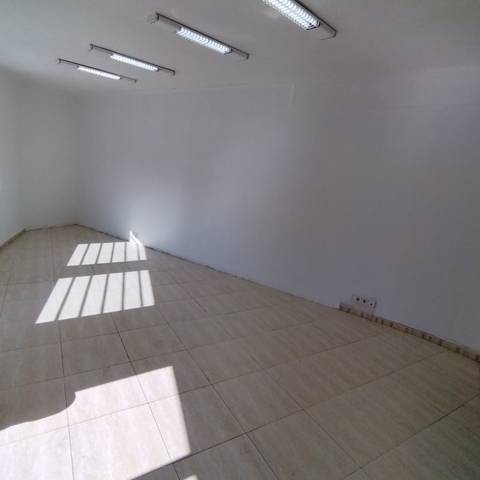 Local comercial en Alquiler en Carrer de Mossèn Jacint Verdaguer en Santa Rosa