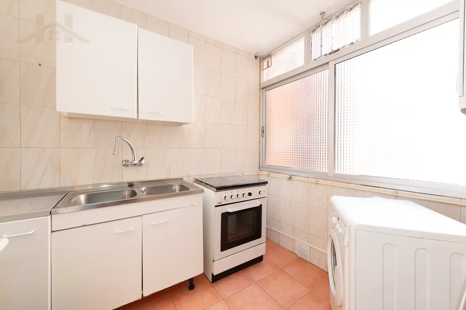 Küche von Wohnung zum Verkauf in Arganda del Rey mit Terrasse und Abstellraum