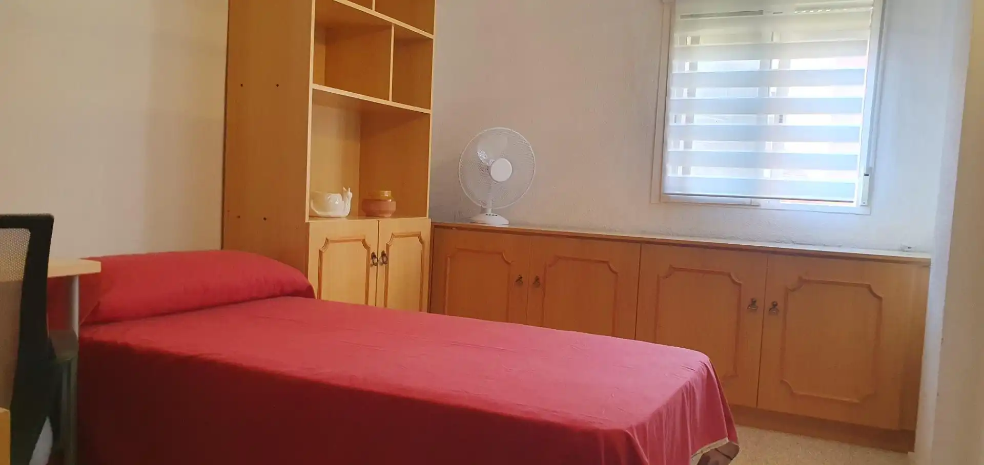 Habitación en Calle PRIMAVERA, Carolinas Altas