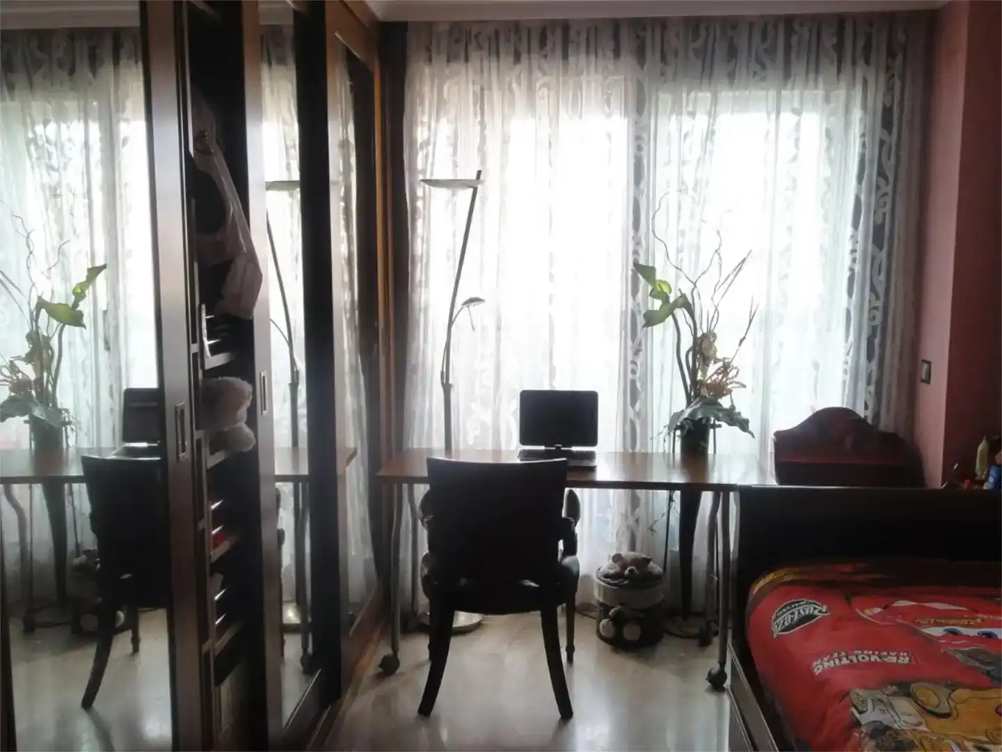 Habitación de Dúplex para compartir en Valladolid con Aire acondicionado, Jardín privado y Parquet