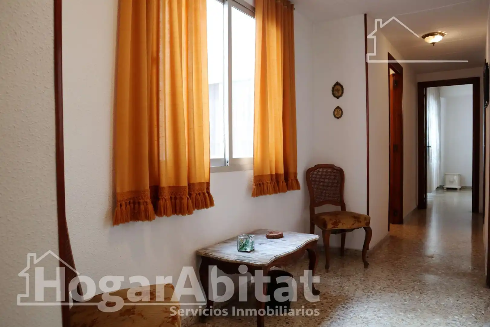 Habitación de Piso en venta en Oliva con Terraza y Balcón