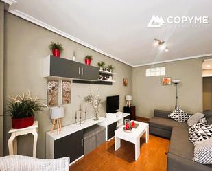 Sala d'estar de Apartament de lloguer en Torrijos amb Aire condicionat, Calefacció i Moblat