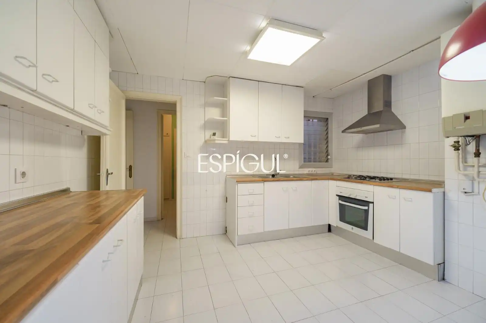 Cocina de Piso en venta en Barcelona con Calefacción, Parquet y Terraza