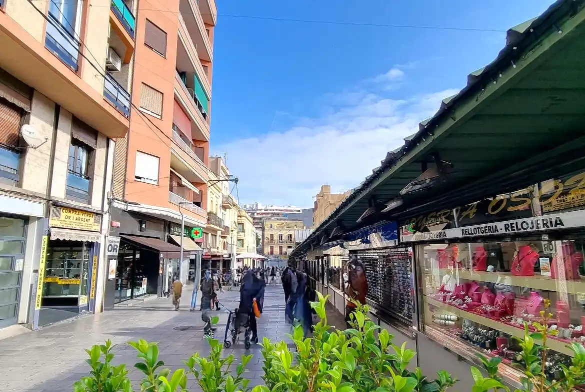 Außenansicht von Loft zum Verkauf in L'Hospitalet de Llobregat mit Klimaanlage, Terrasse und Abstellraum