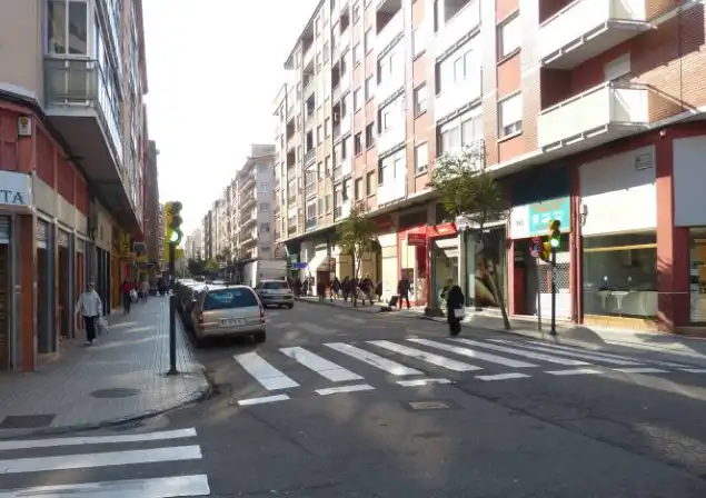 Locale commerciale in vendita a Las Fuentes, imagen 4