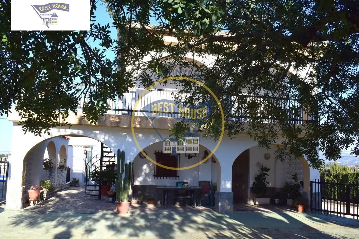 Vista exterior de Casa o chalet en venta en Ontinyent con Aire acondicionado, Jardín privado y Terraza