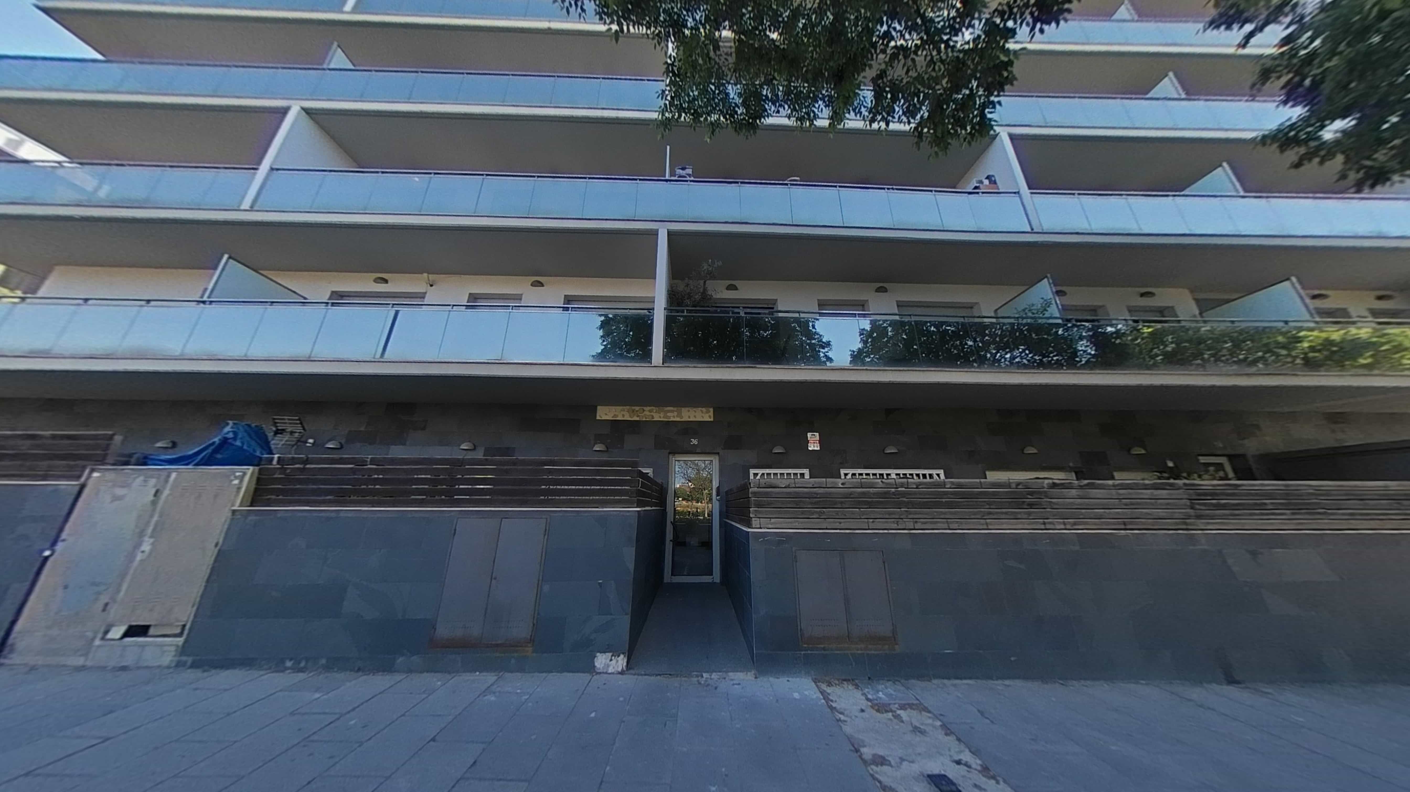 Exterior view of Apartment for sale in Vilanova i la Geltrú