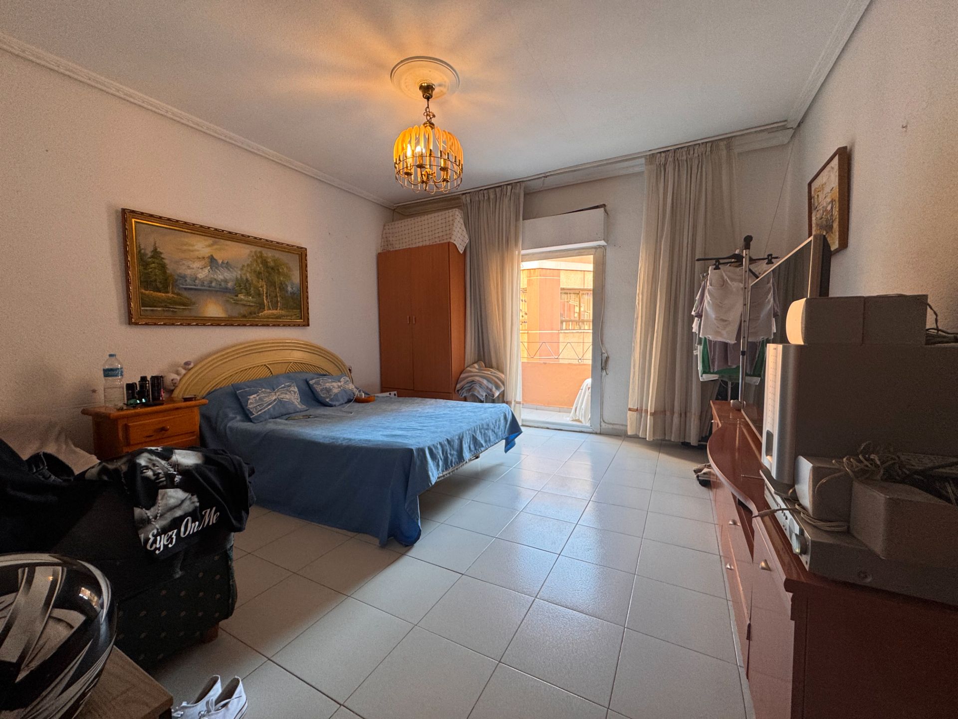 Habitación de Piso en venta en Castellón de la Plana / Castelló de la Plana con Trastero, Amueblado y Balcón