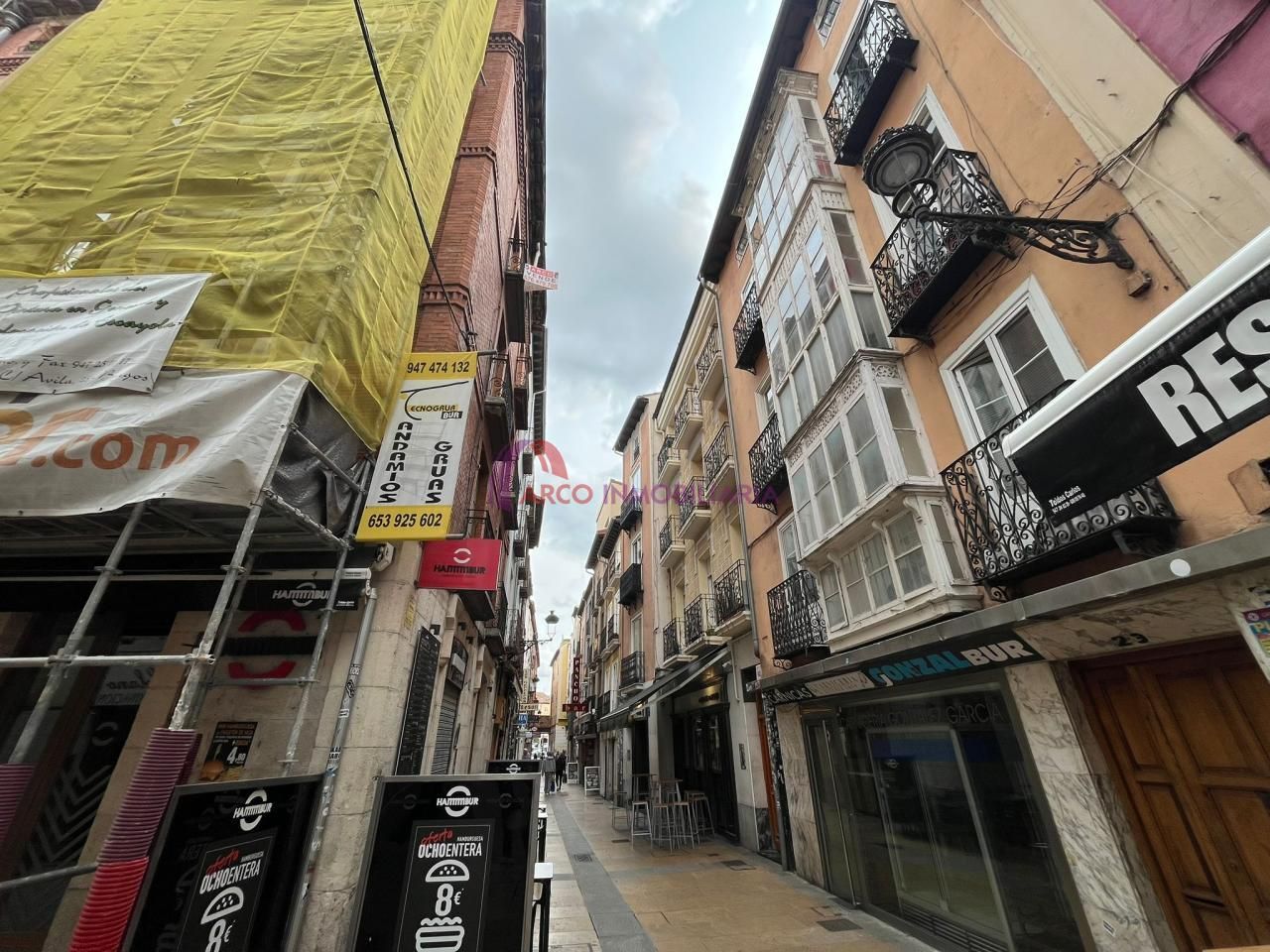 Vista exterior de Piso en venta en Burgos Capital con Balcón