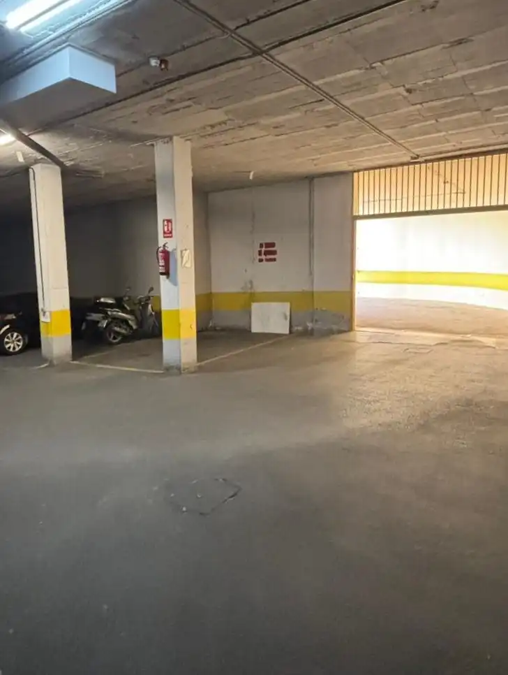 Parking of Garage for sale in Granada