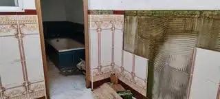 Bany de Casa o xalet en venda en Morón de la Frontera