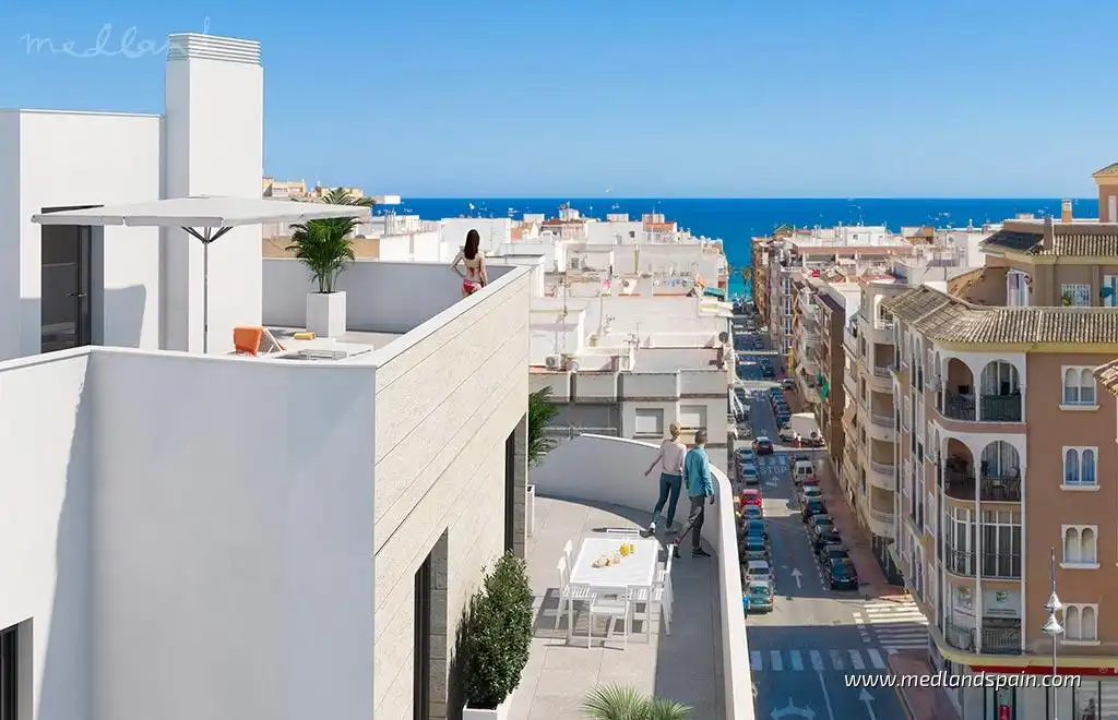 Apartment with pool for sale in Playa del Cura