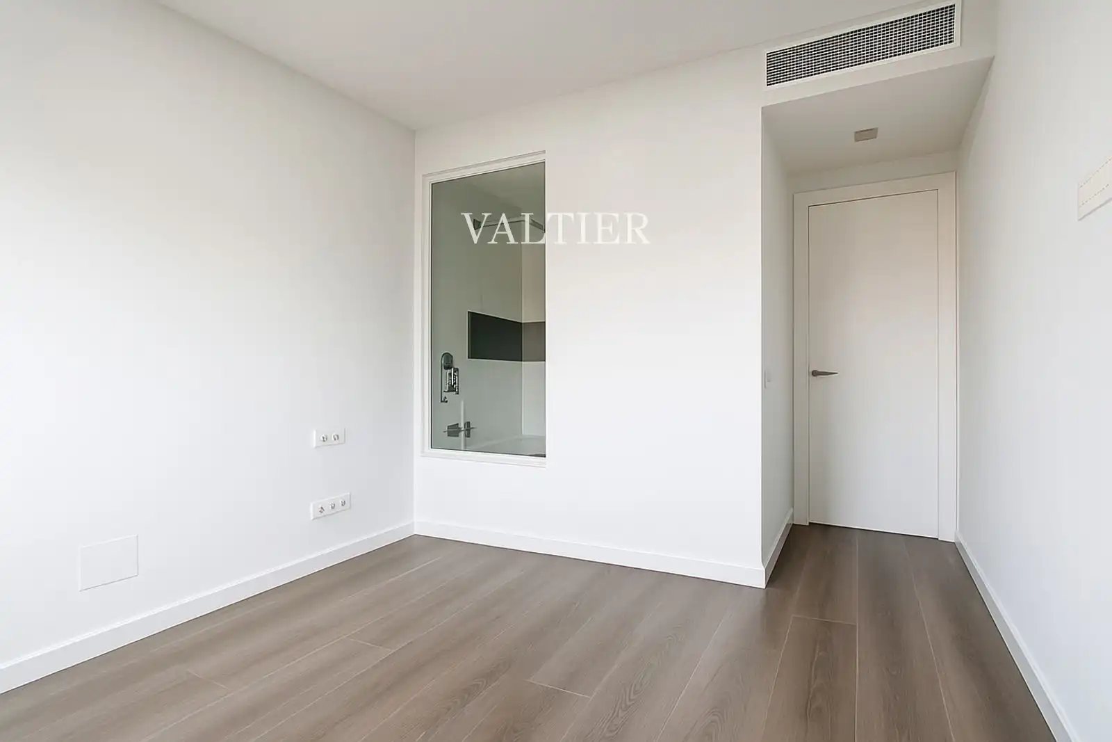 Schlafzimmer von Wohnung zum Verkauf in Madrid mit Klimaanlage, Heizung und Terrasse