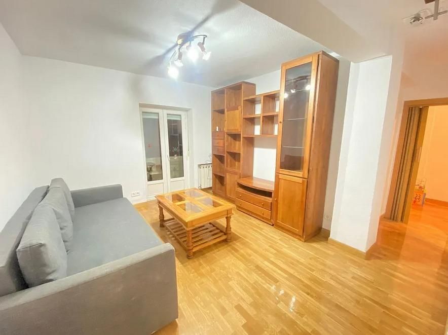 Flat to rent in Calle RIO GALLEGO, San Nicasio