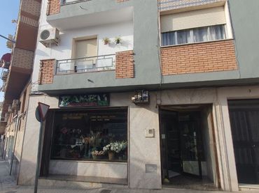 Local comercial en venta en Bailén