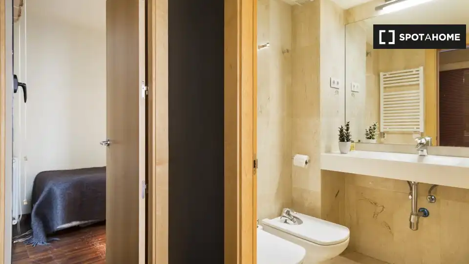 Appartamento con terrazza in affitto a Sarrià - Sant Gervasi, imagen 3