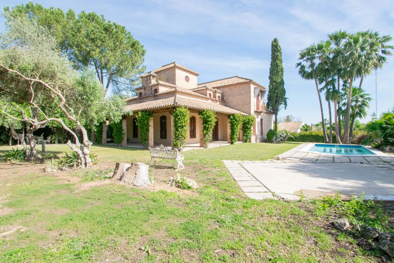 Jardín de Casa o chalet en venta en Valencina de la Concepción con Aire acondicionado, Jardín privado y Terraza