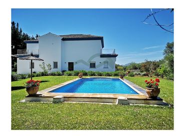 House for sale in Arriate