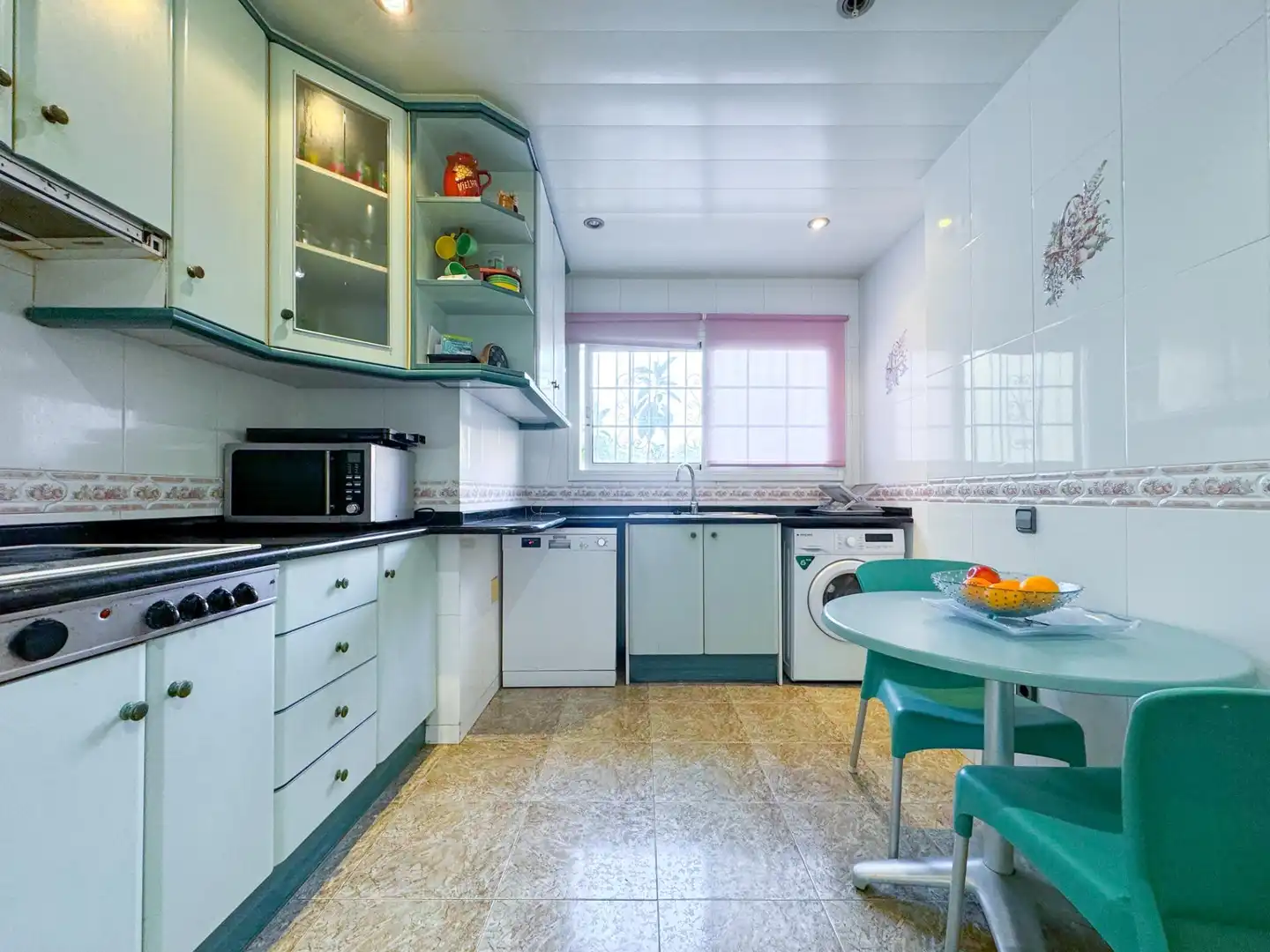 Kitchen of Houses for sale in El Vendrell  with Heating, Swimming Pool and Furnished