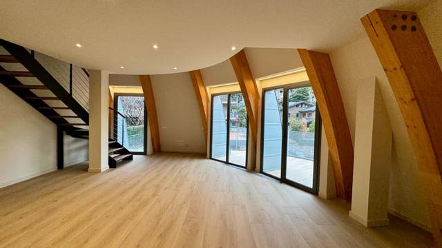 Ático en Alquiler en Calle Escoles en Santa Coloma