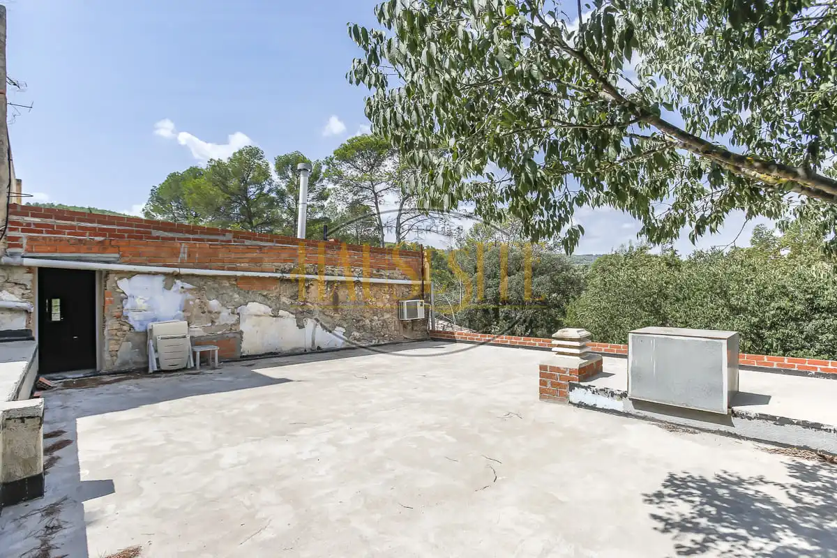 Country homes for sale in Torrelavit