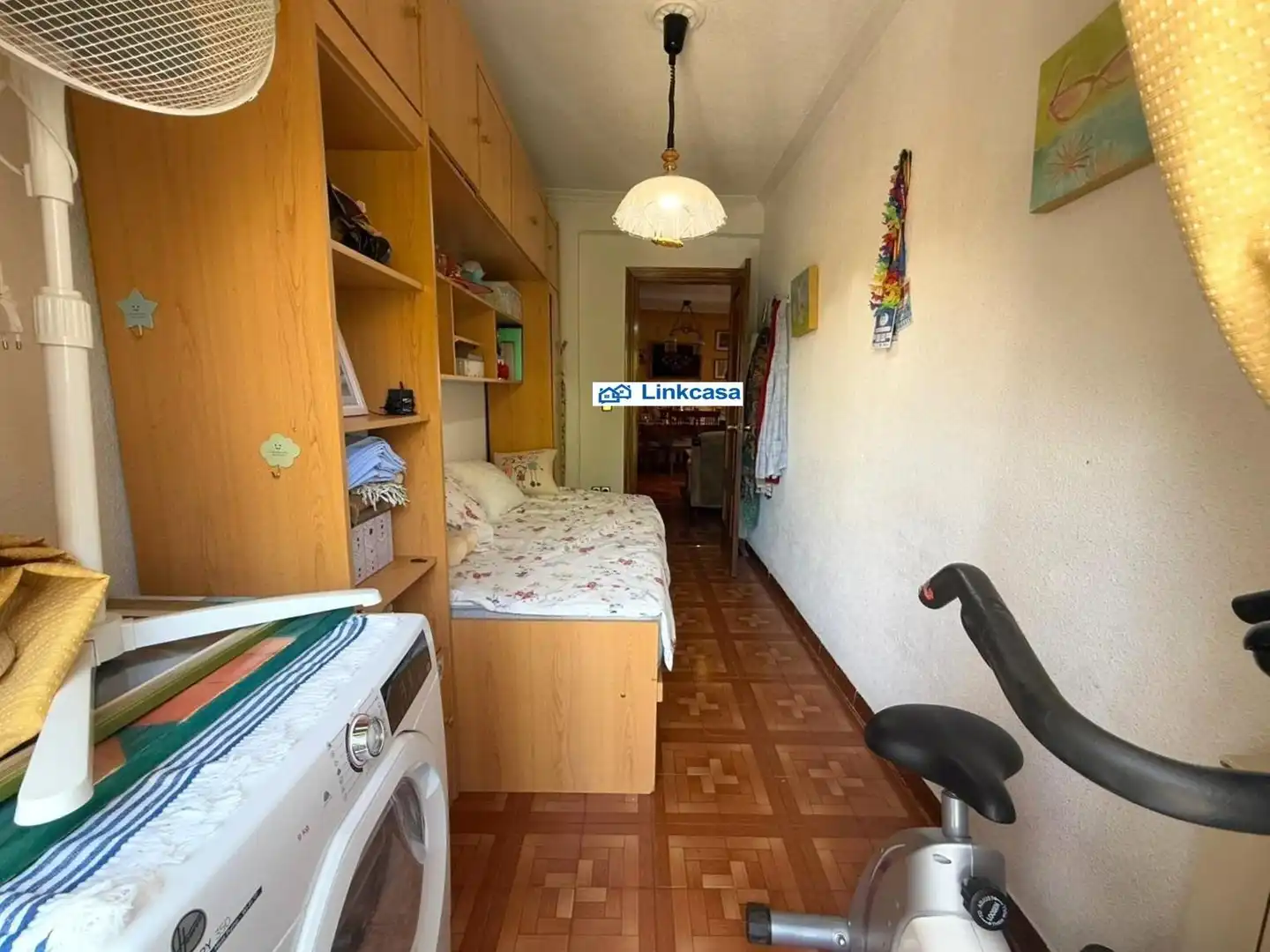 Habitación de Piso en venta en Madrid con Calefacción, Terraza y Alarma