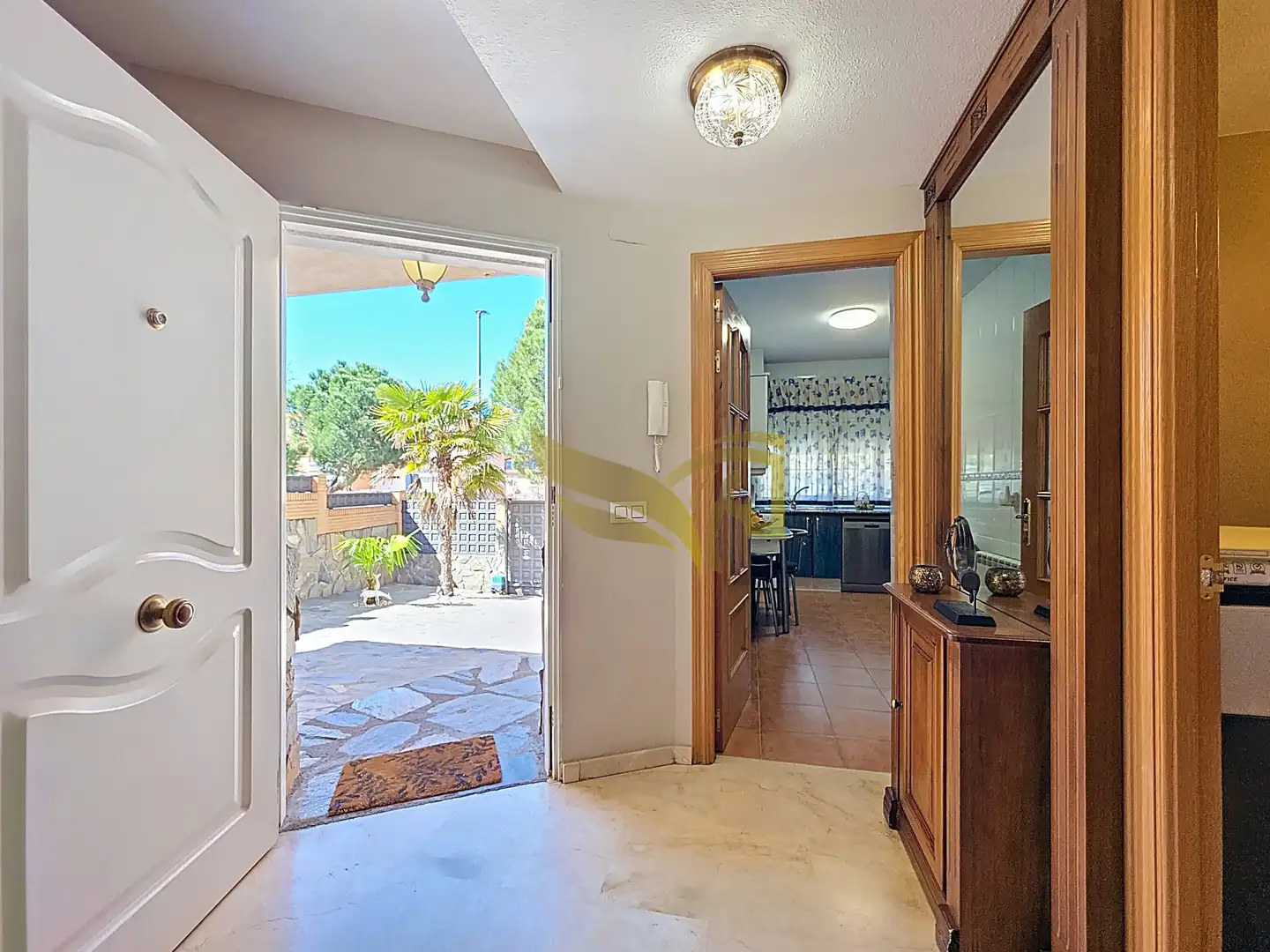 Casa adosada en venta en Aranjuez con Aire acondicionado, Calefacción y Jardín privado