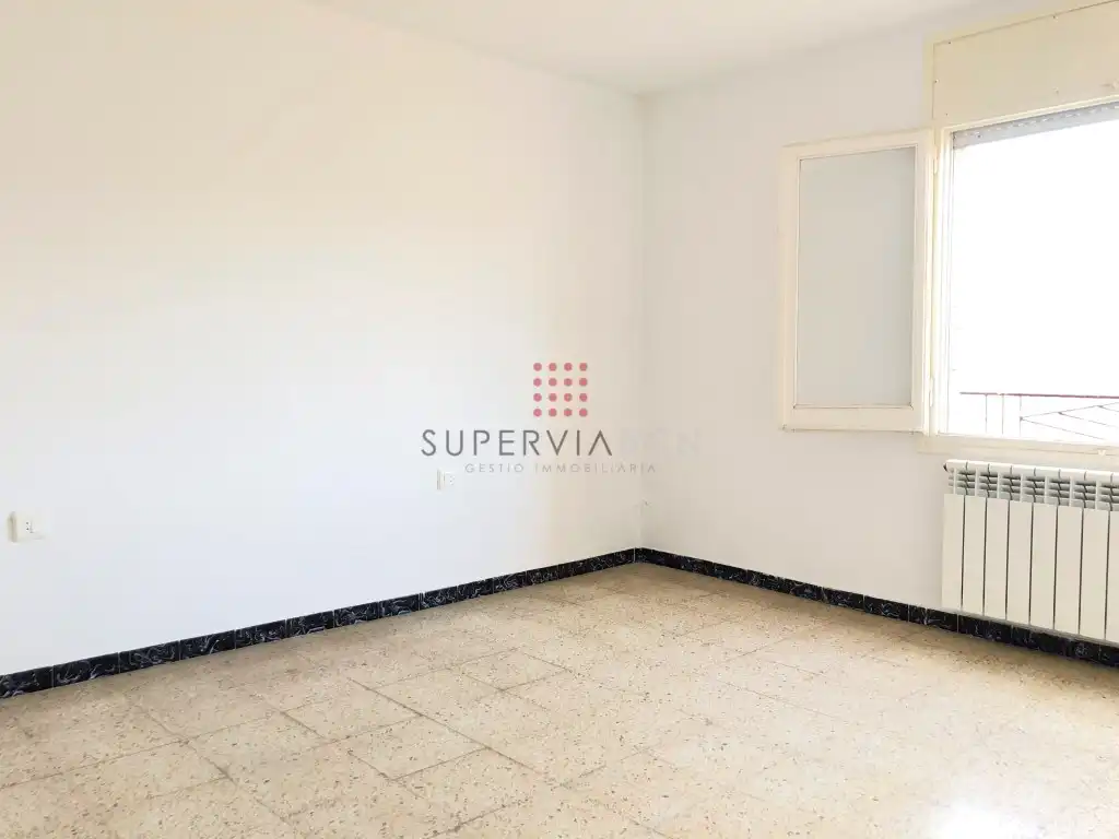 Bedroom of Flat for sale in Avinyó  with Heating