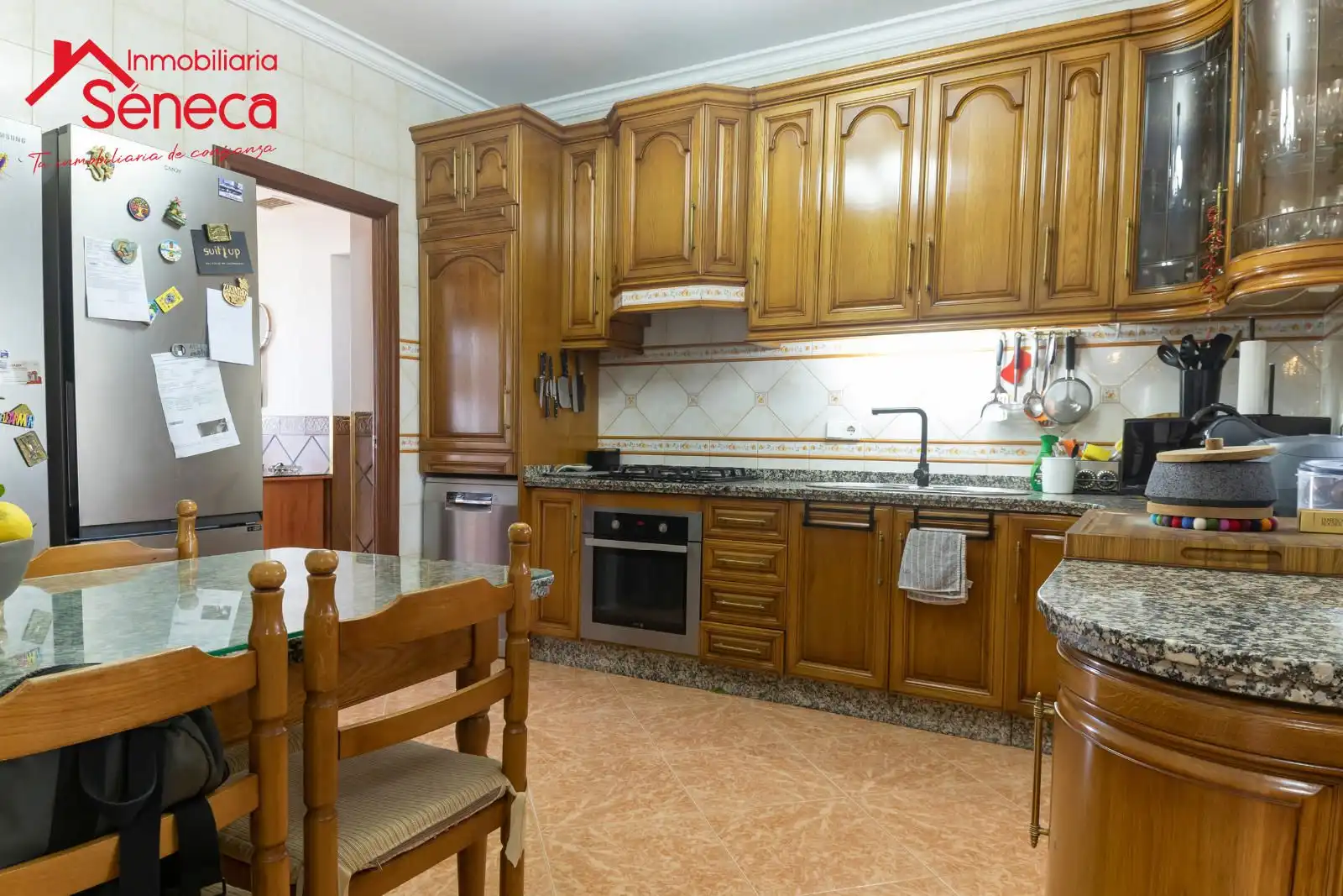 Kitchen of Houses for sale in La Carlota  with Air Conditioner, Heating and Private garden