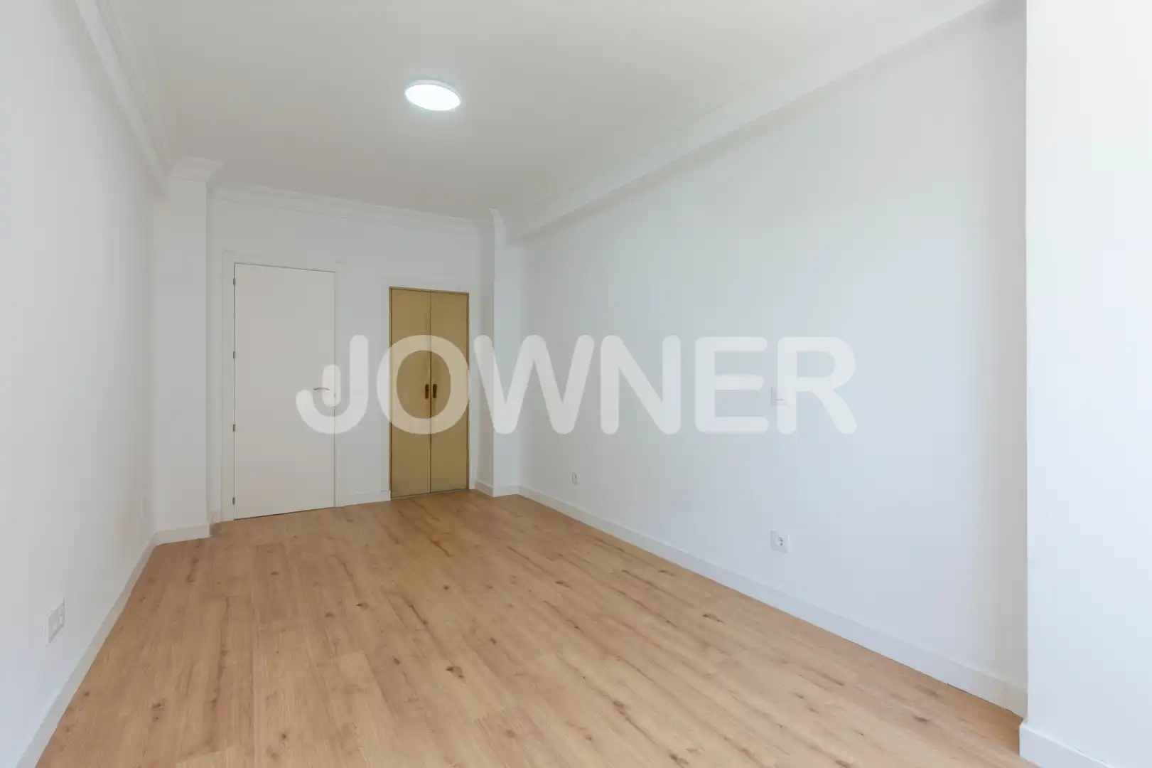 Piso de alquiler en Madrid con Calefacción y Lavadora