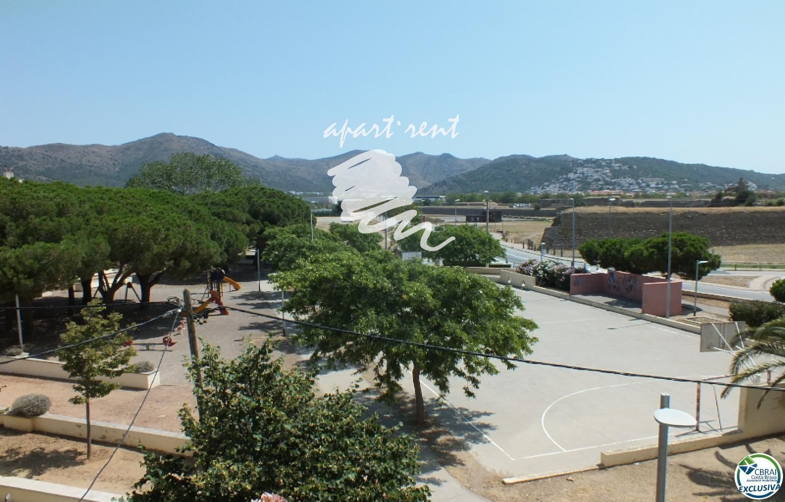 Exterior view of Flat for sale in Roses