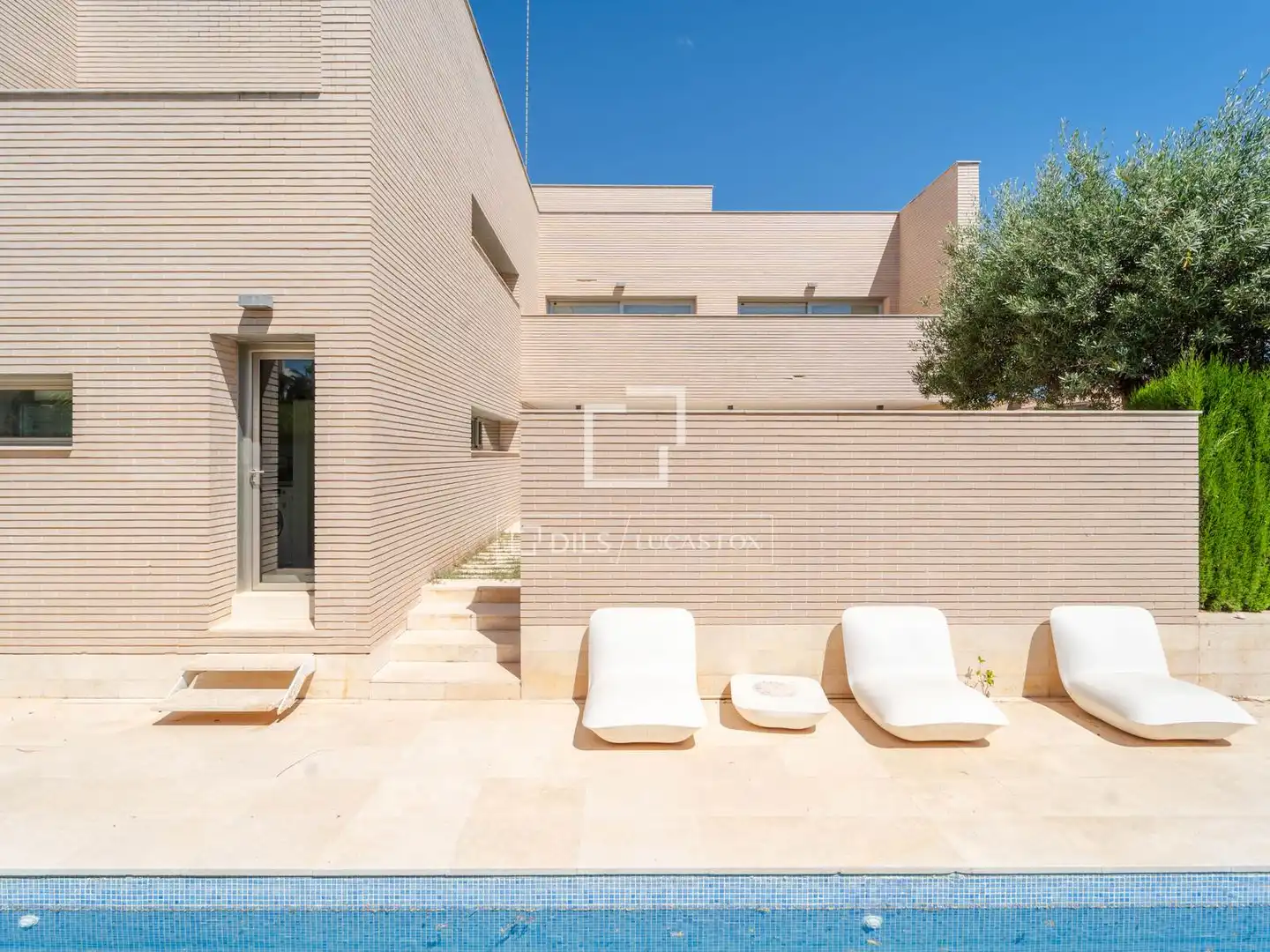 Villa mit Pool zum Verkauf in Campolivar, imagen 3