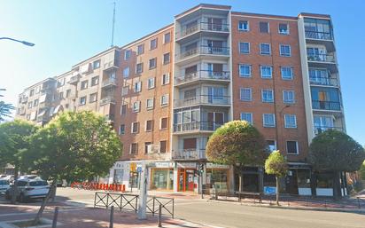 Vista exterior de Pis en venda en Valladolid Capital amb Calefacció, Terrassa i Traster