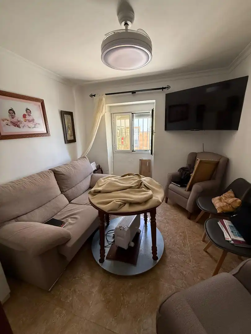Sala de estar de Casa o chalet en venta en Cuevas de San Marcos con Aire acondicionado, Terraza y Amueblado