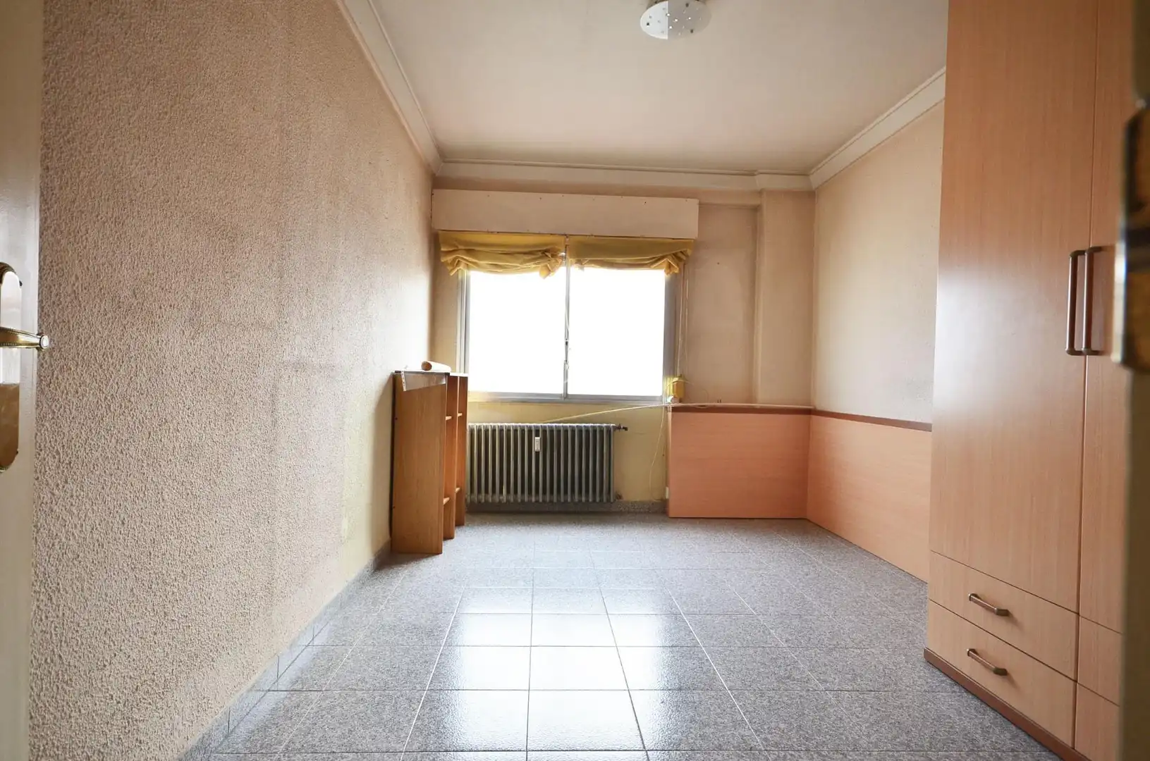 Bedroom of Attic for sale in Zaragoza  with Air Conditioner, Heating and Terrace
