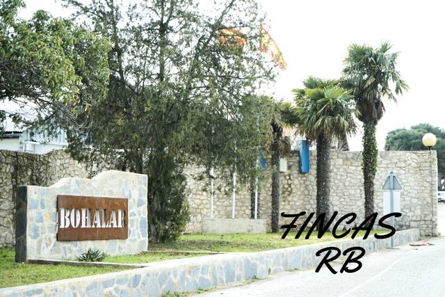 Finca rústica en Venta en Garrapinillos