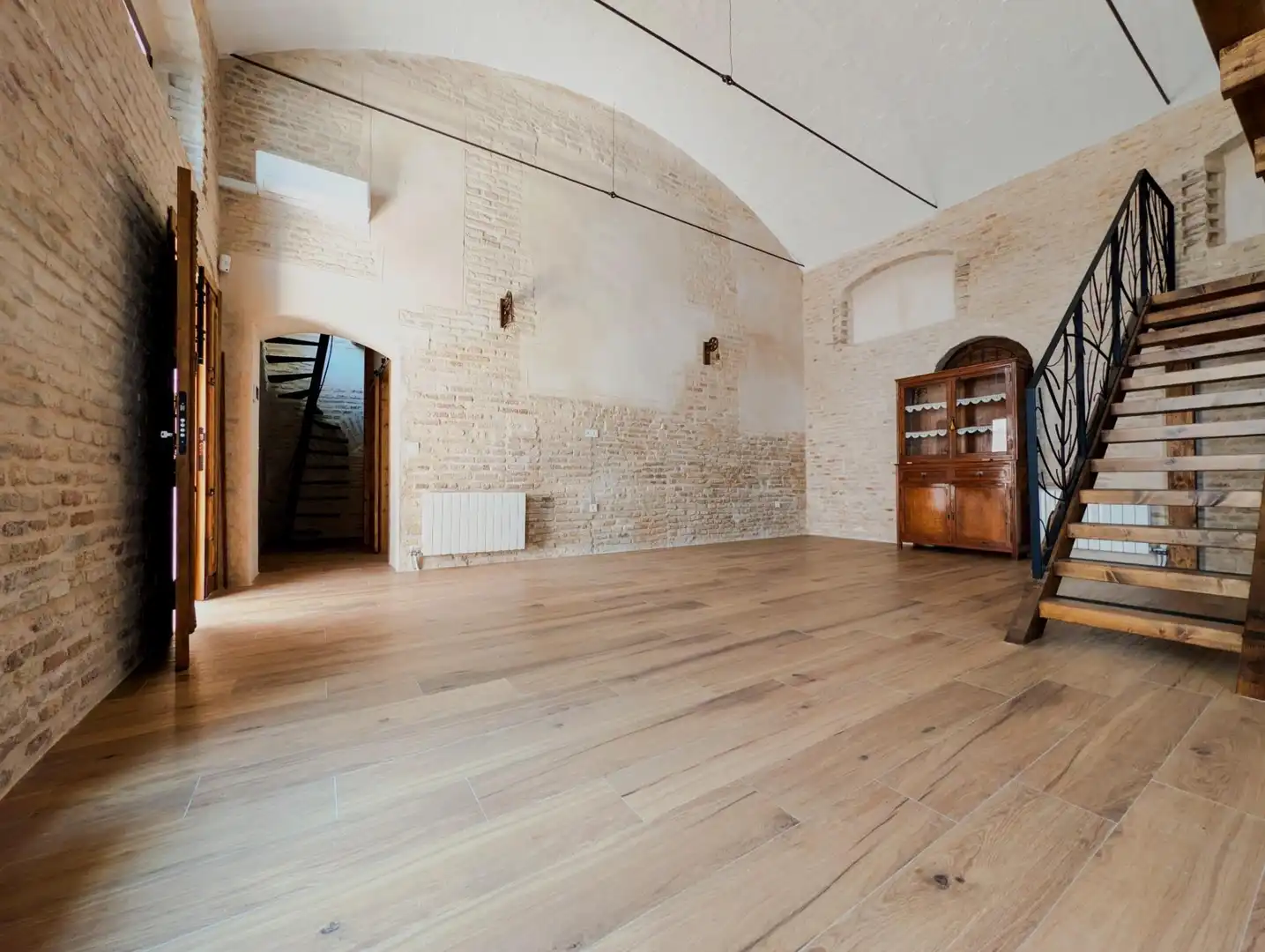 Casa adosada en venda en Sanlúcar la Mayor amb Aire condicionat, Calefacció i Terrassa