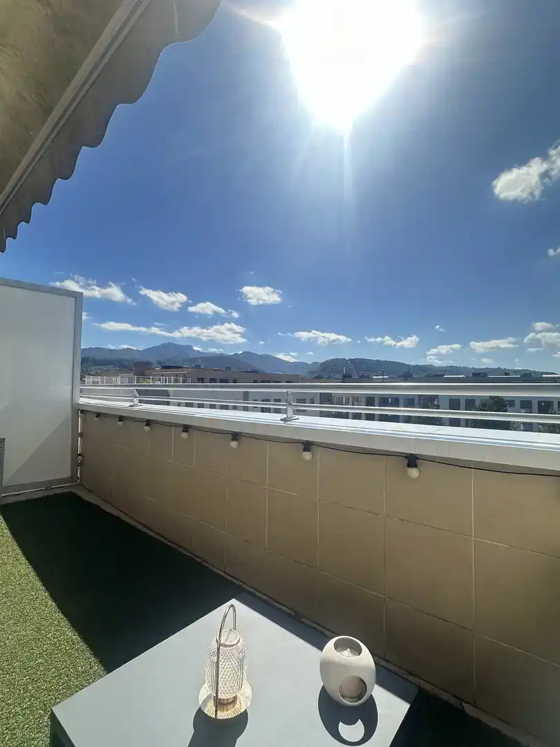 Terrassa de Pis en venda en Irun  amb Aire condicionat
