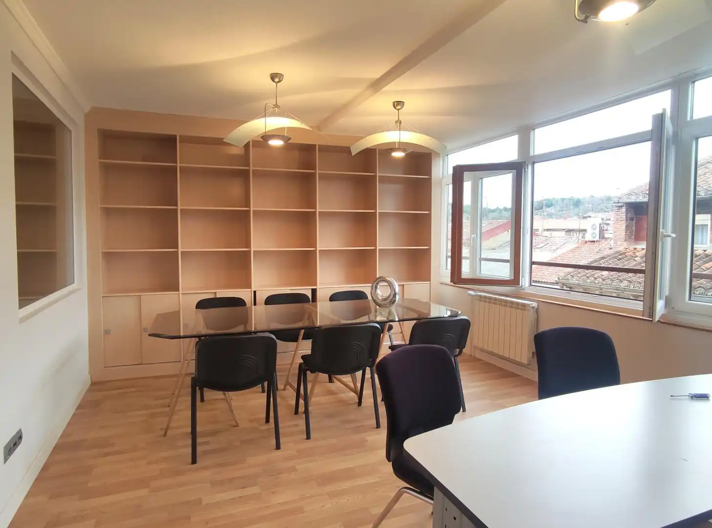 Office for rent in Burgos