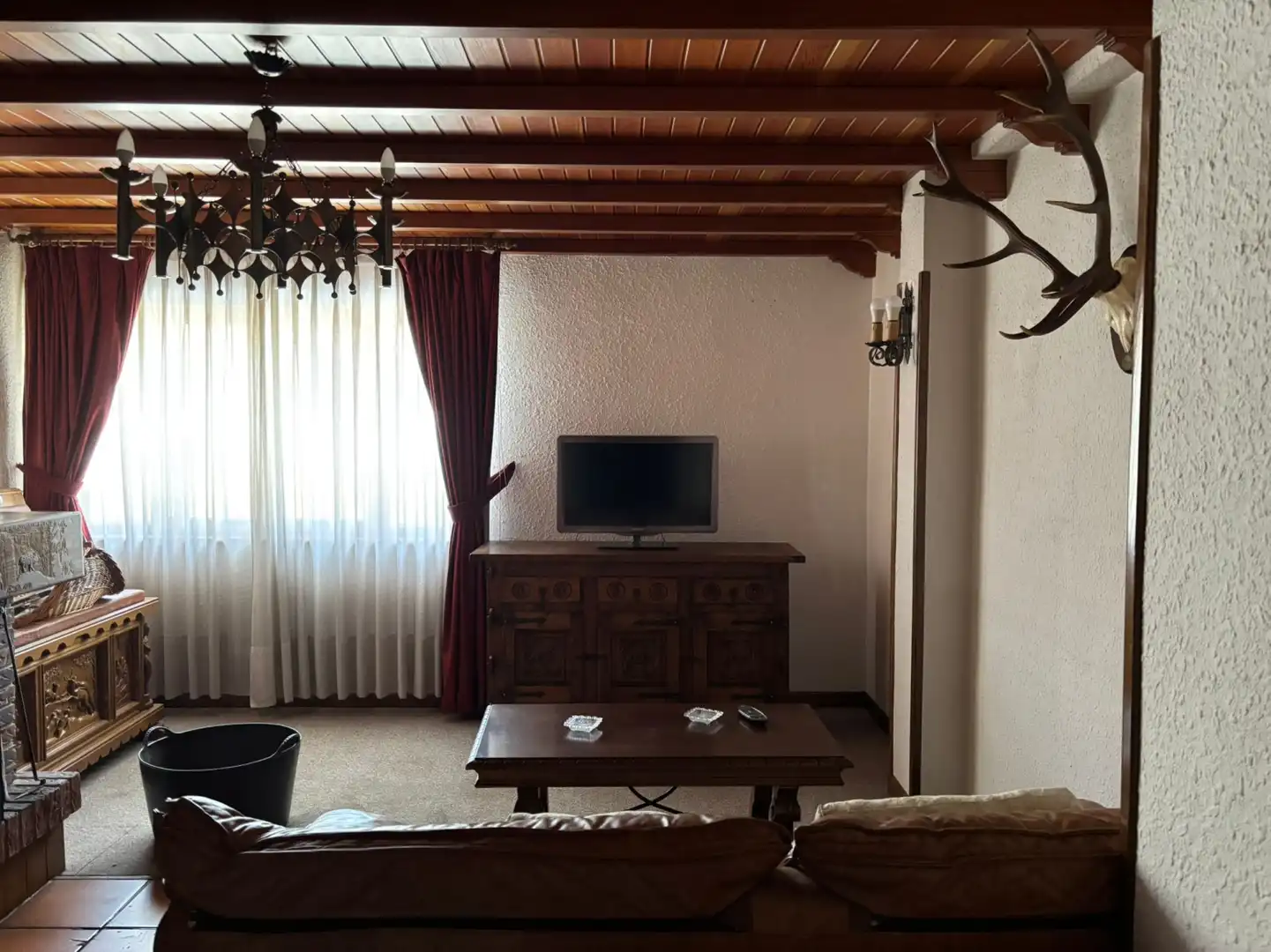 Wohnzimmer von Wohnung zum Verkauf in Puebla de Lillo mit Heizung und Abstellraum